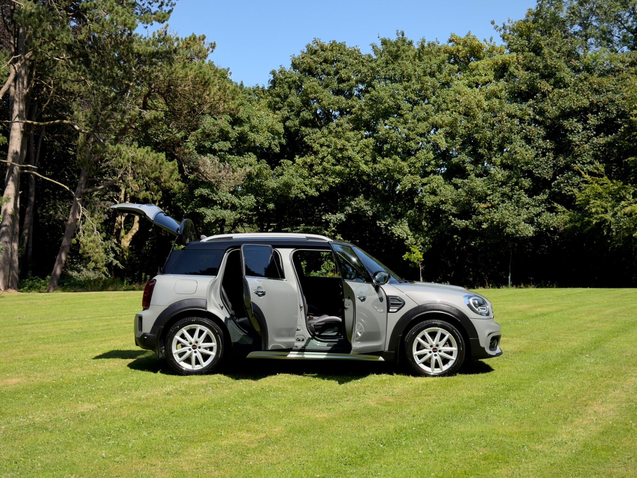 Mini Countryman view 23