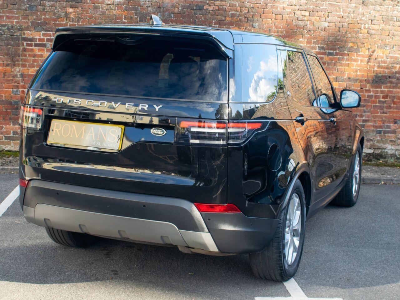 Land Rover Discovery view 19