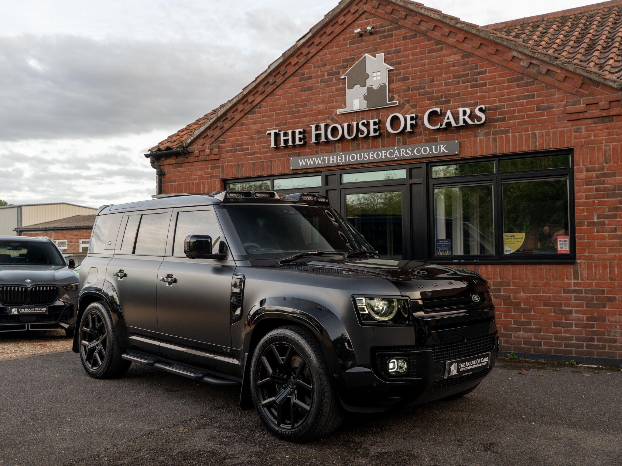 Land Rover Defender view 6