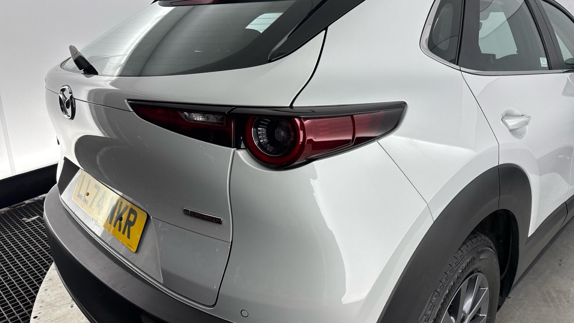 Mazda CX-30 view 17