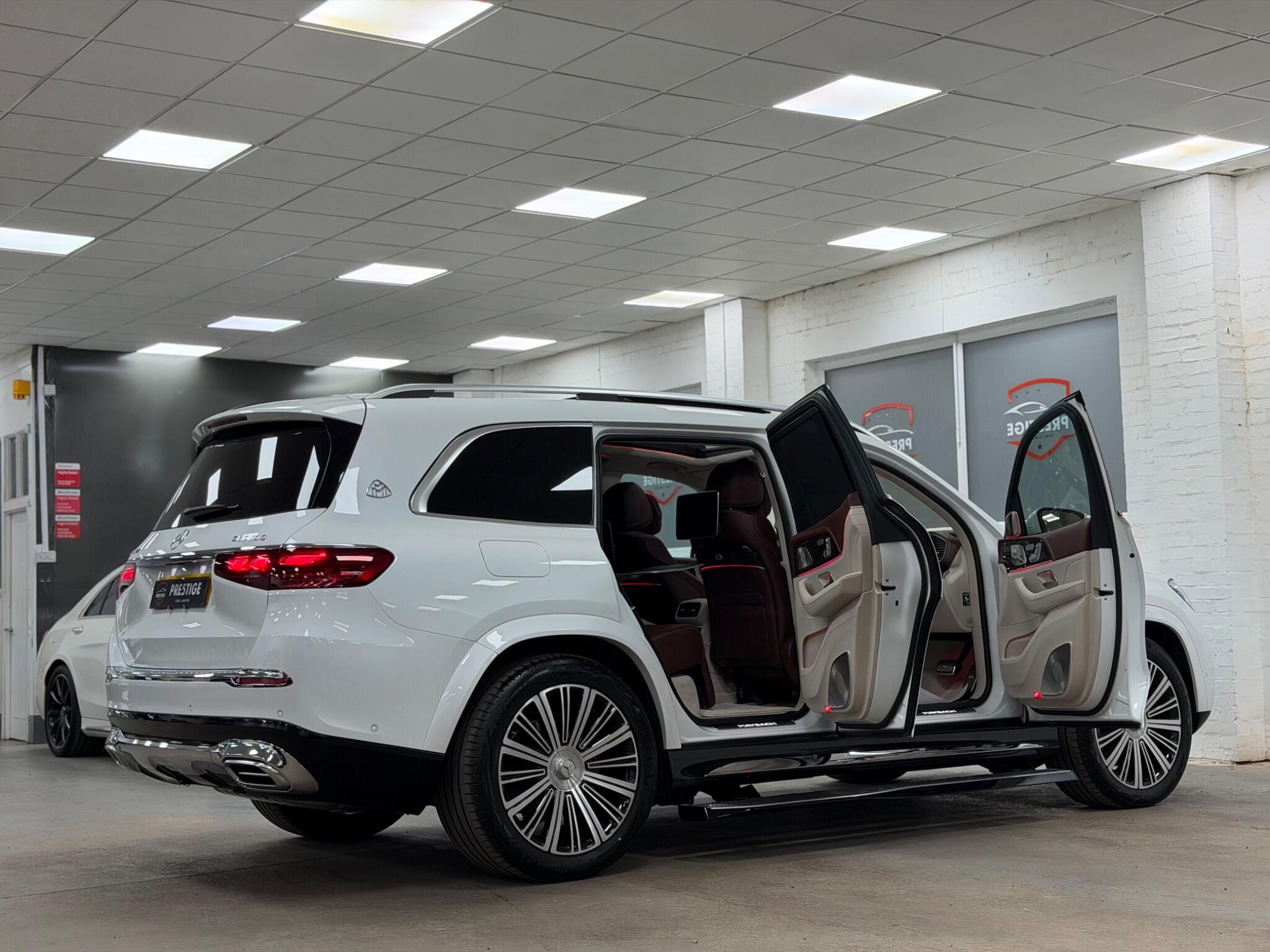 Mercedes-Benz GLS view 16