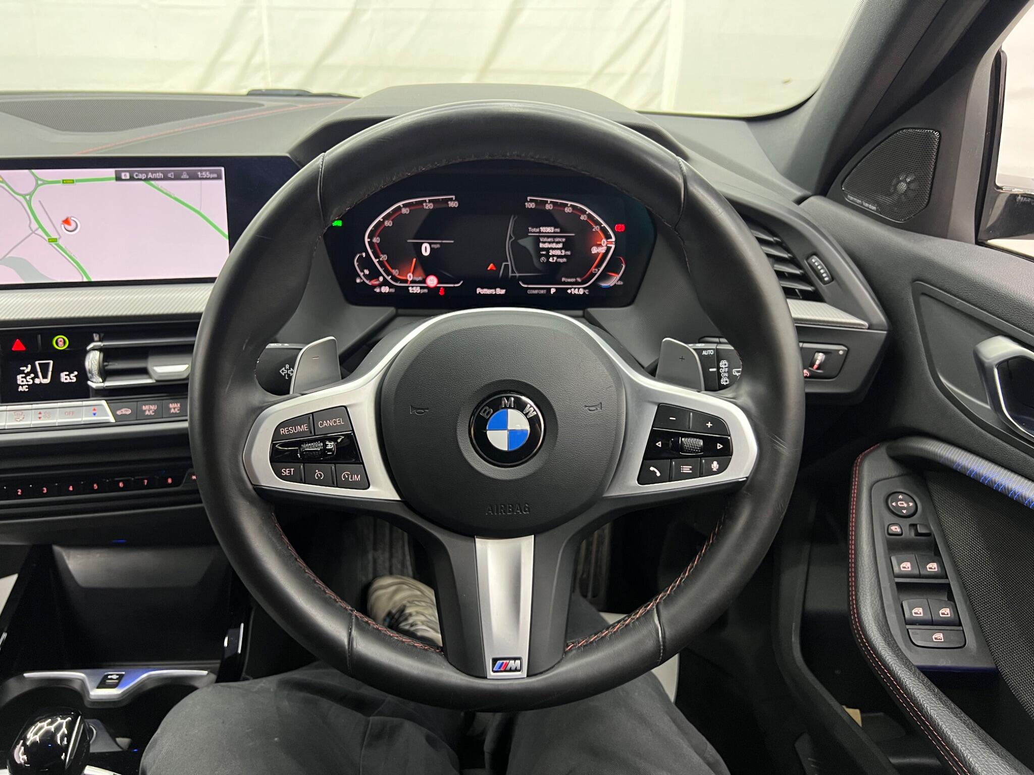 BMW 1 Series view 41
