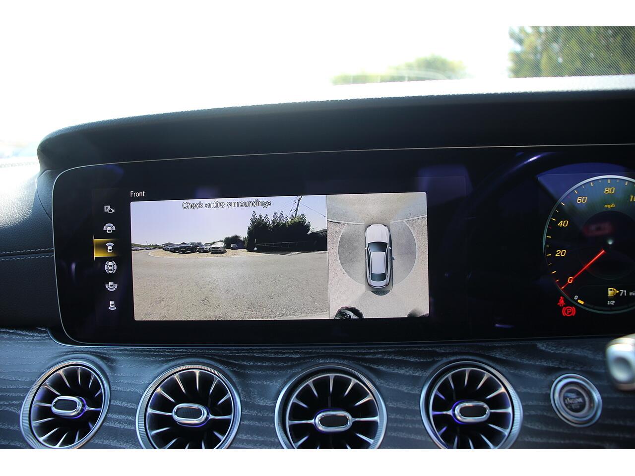Mercedes-Benz E Class view 30