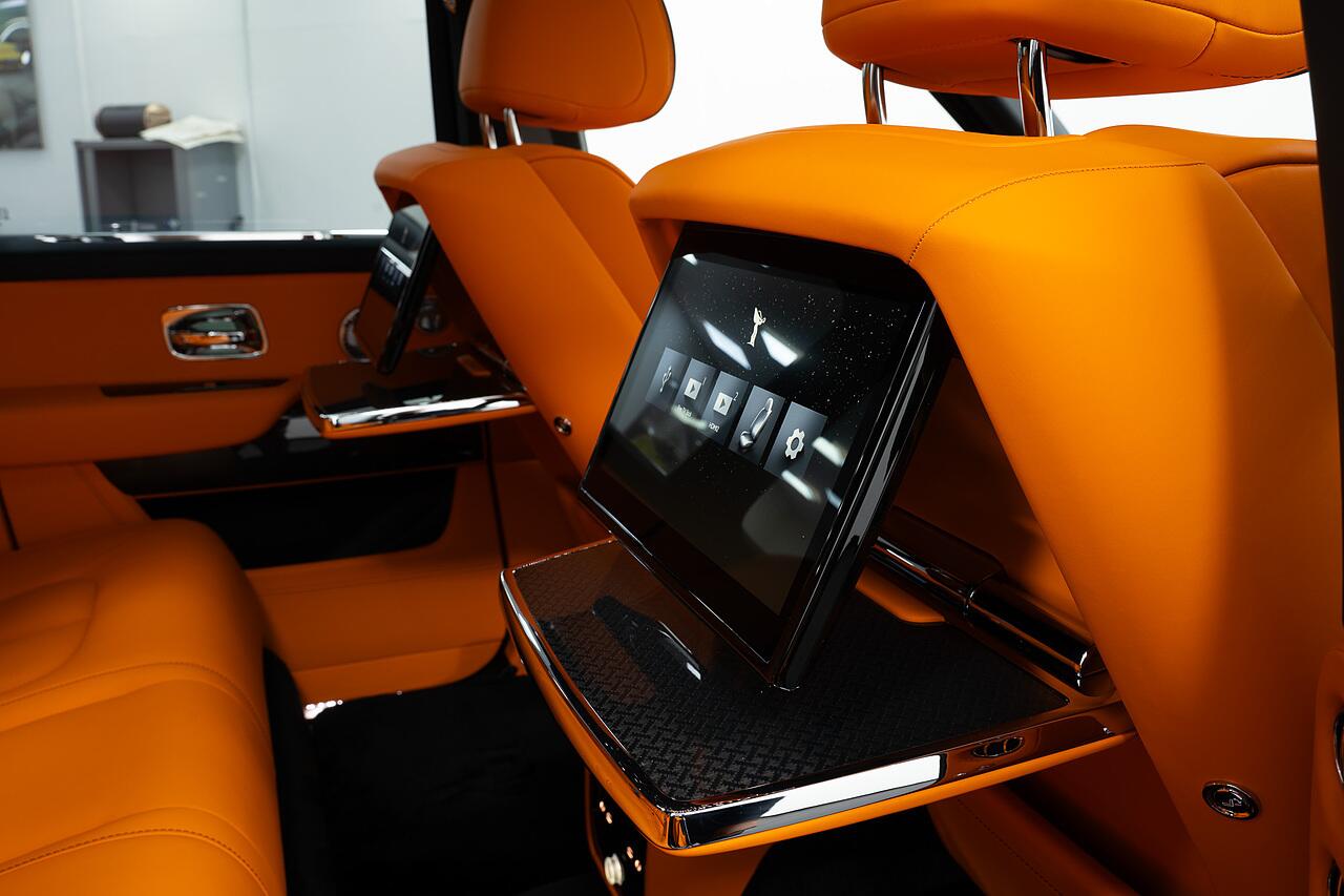 Rolls-Royce Cullinan view 28