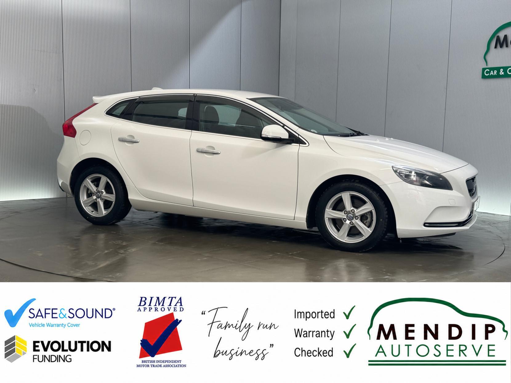 Volvo V40 view 49