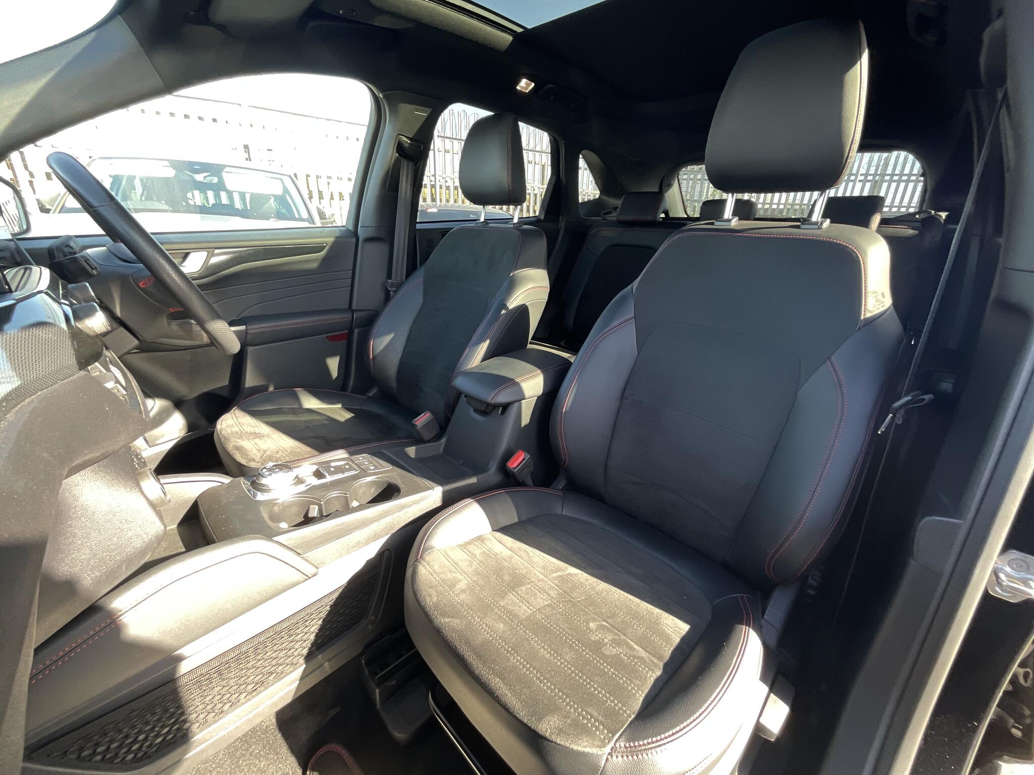 Ford Kuga view 17
