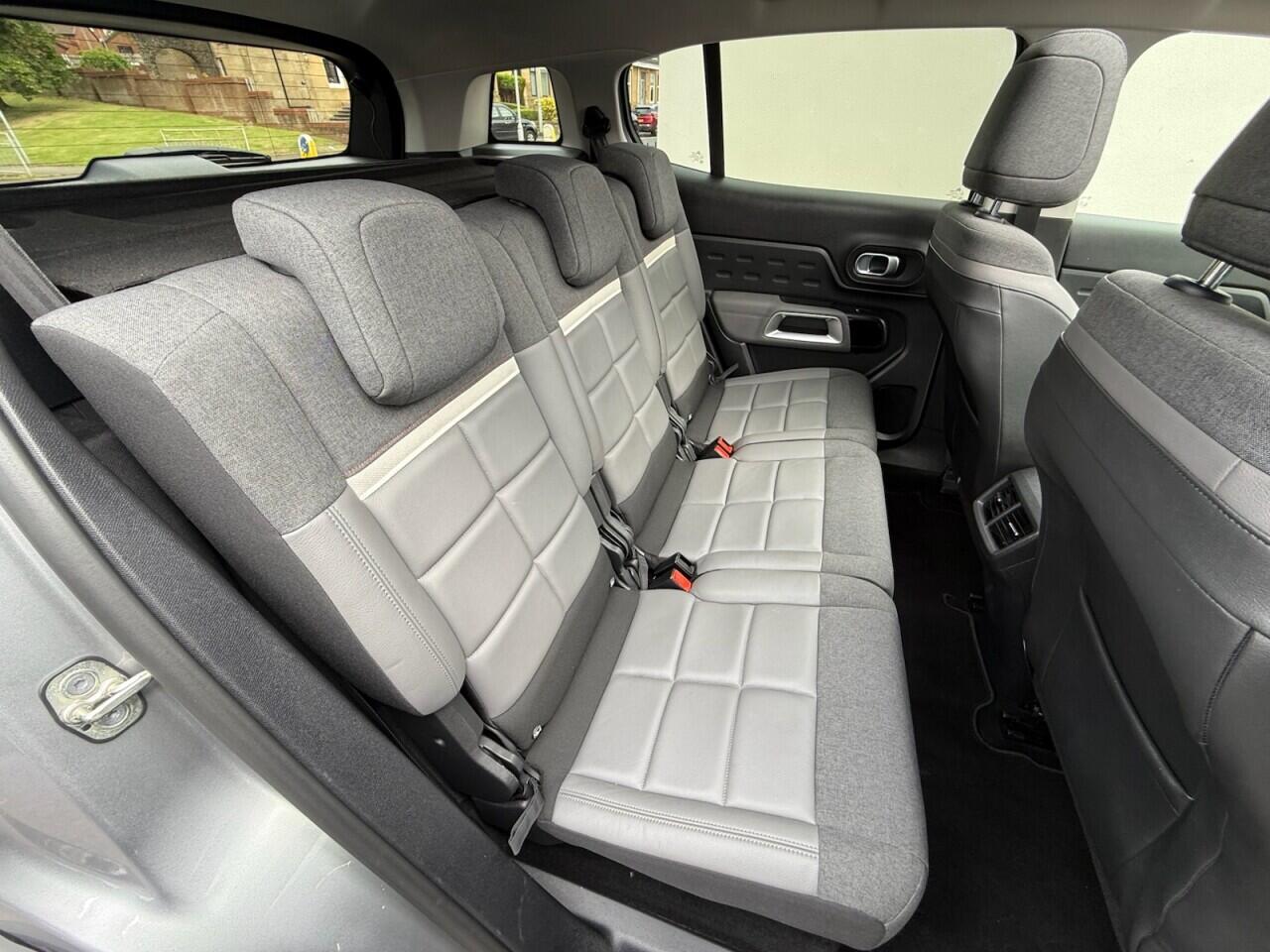 Citroen C5 Aircross view 22
