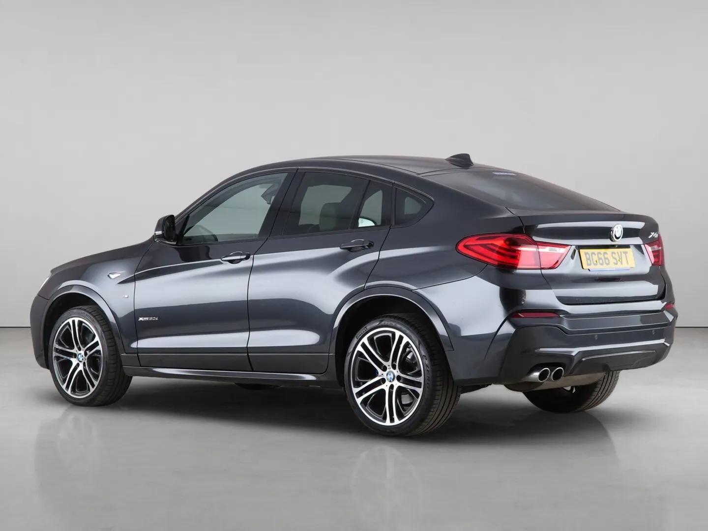BMW X4 view 9