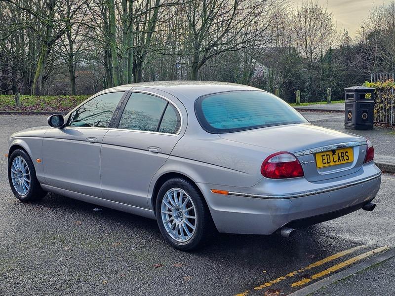 2004 Jaguar S-Type 3.0 V6 SE Plus 4dr • 71,000 miles image 9