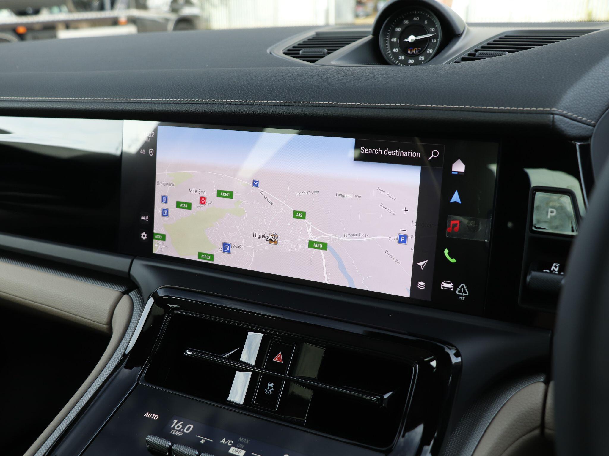 Porsche Panamera view 15