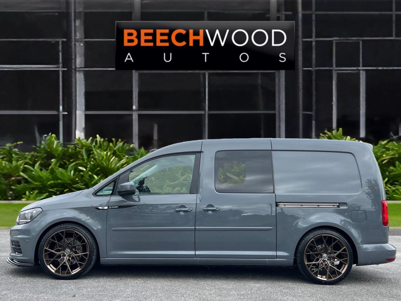 Volkswagen Caddy Maxi view 6