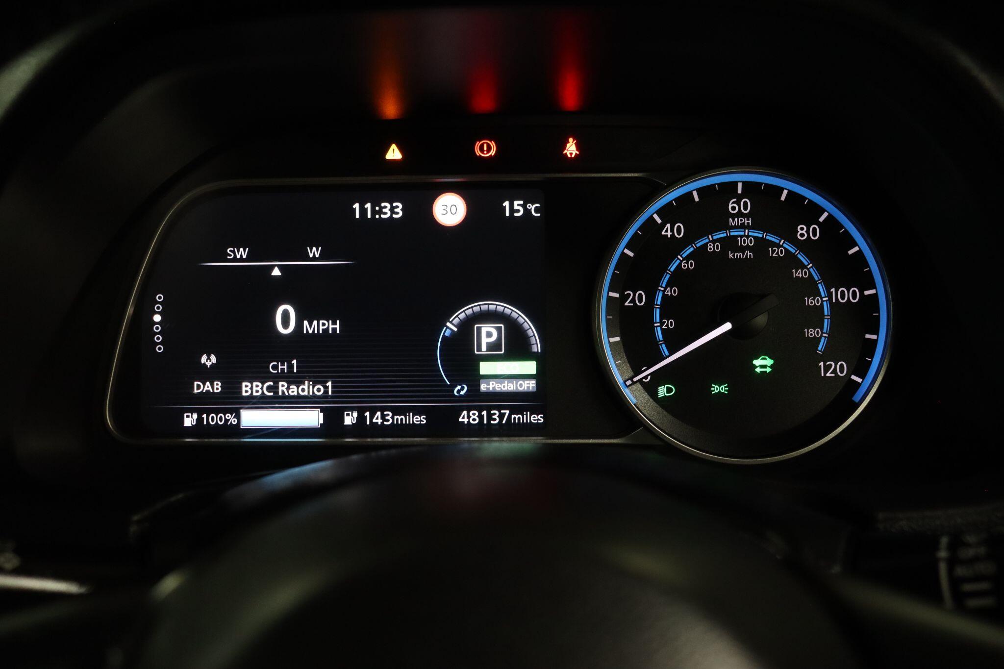 Nissan Leaf view 41