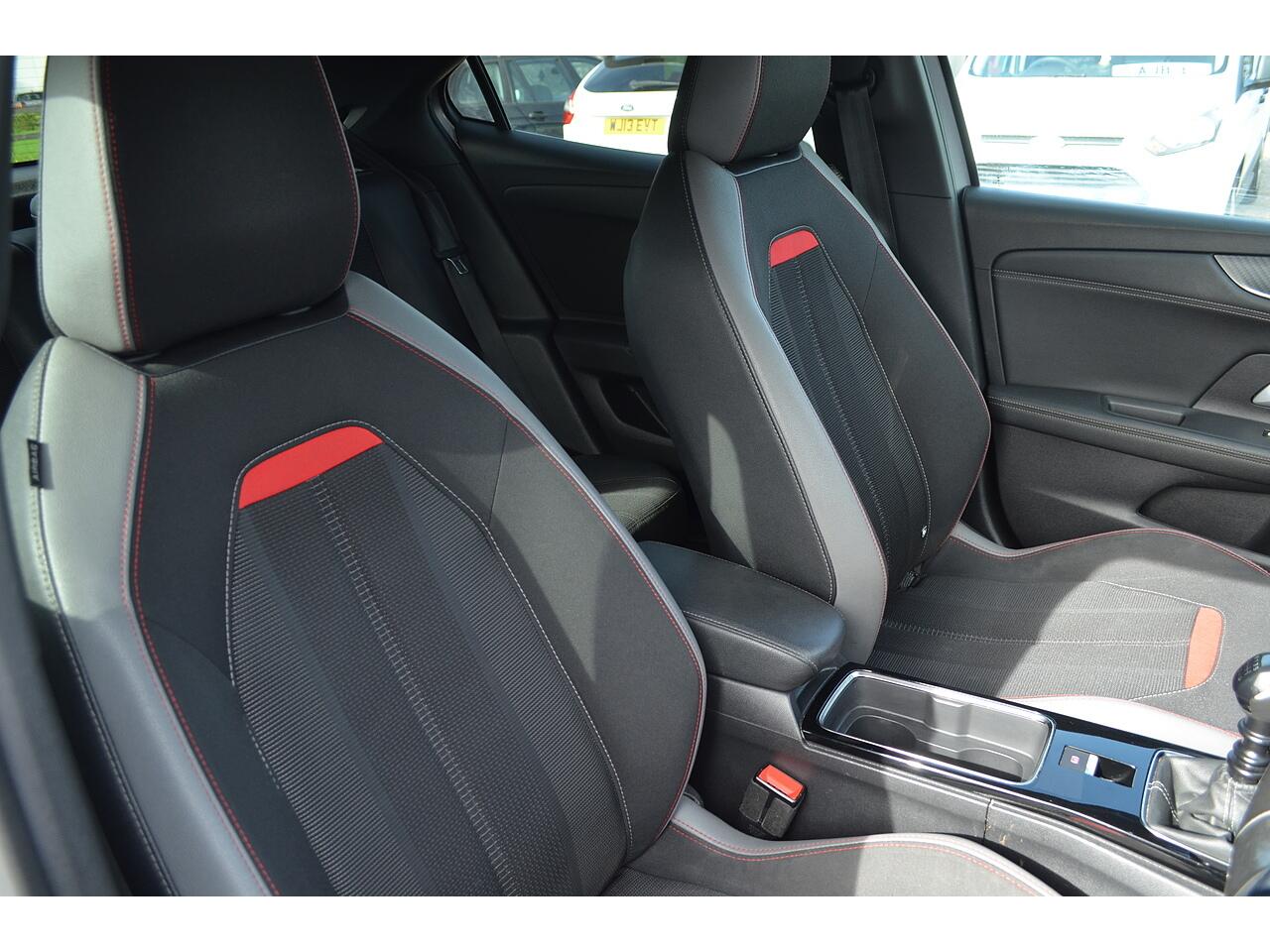 Vauxhall Mokka view 30