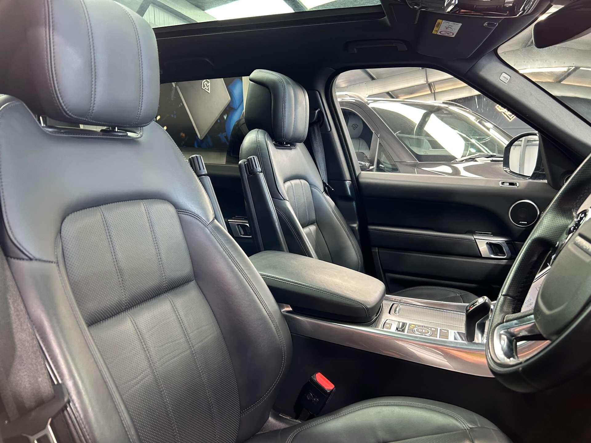 Land Rover Range Rover Sport view 31