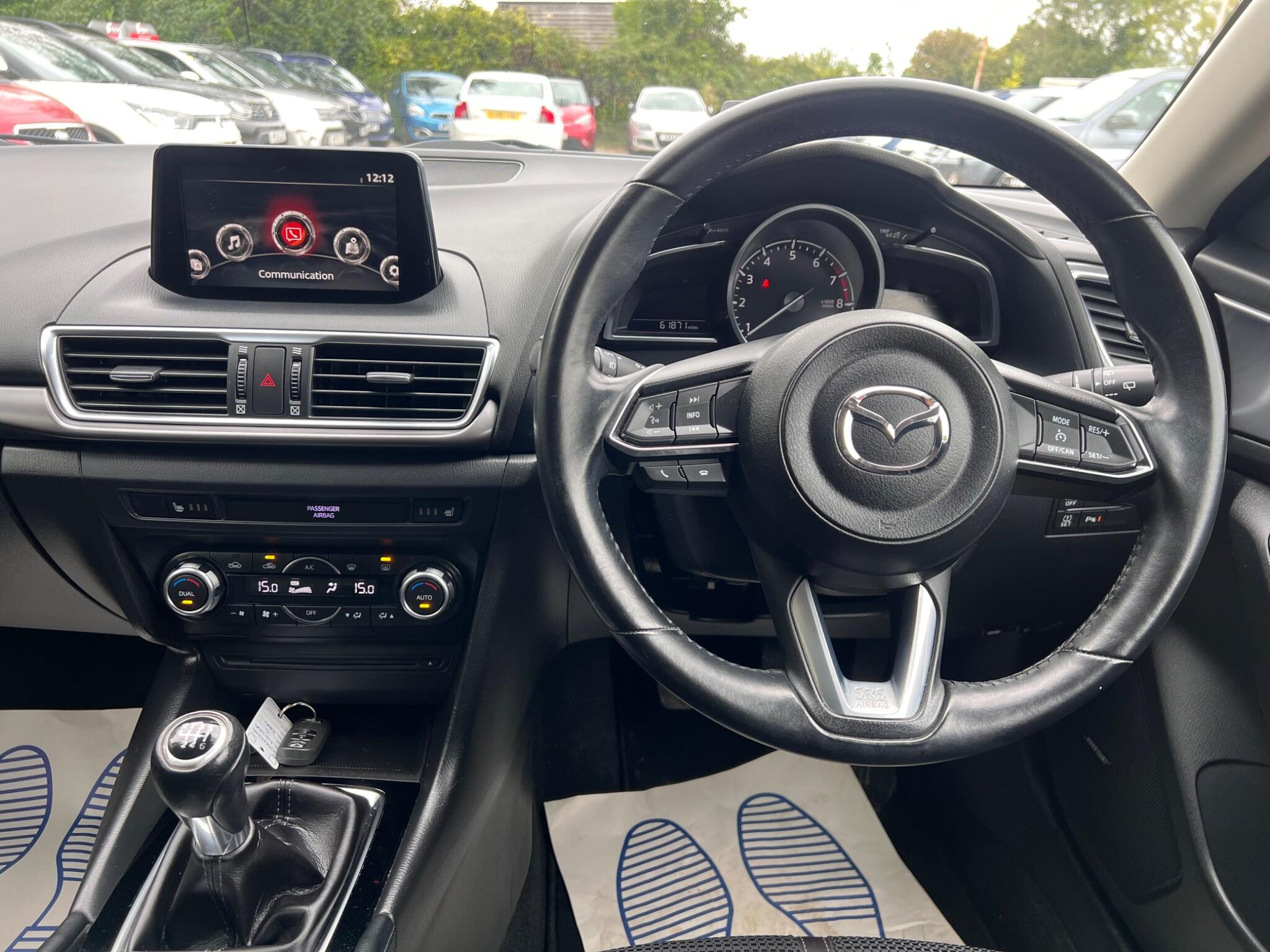 Mazda Mazda3 view 26