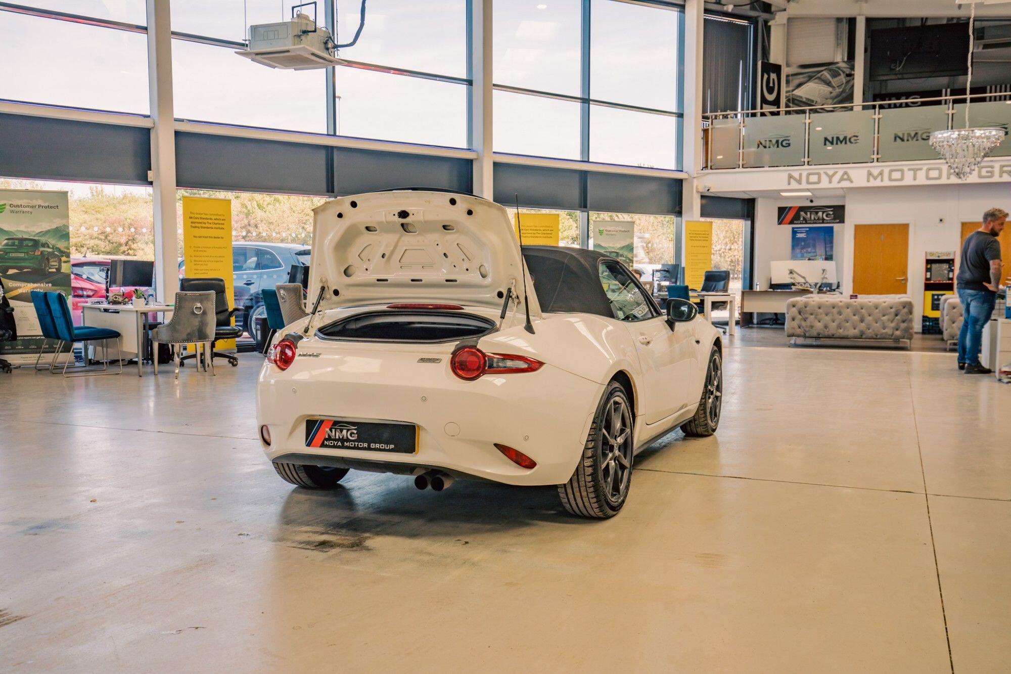 Mazda MX-5 view 31