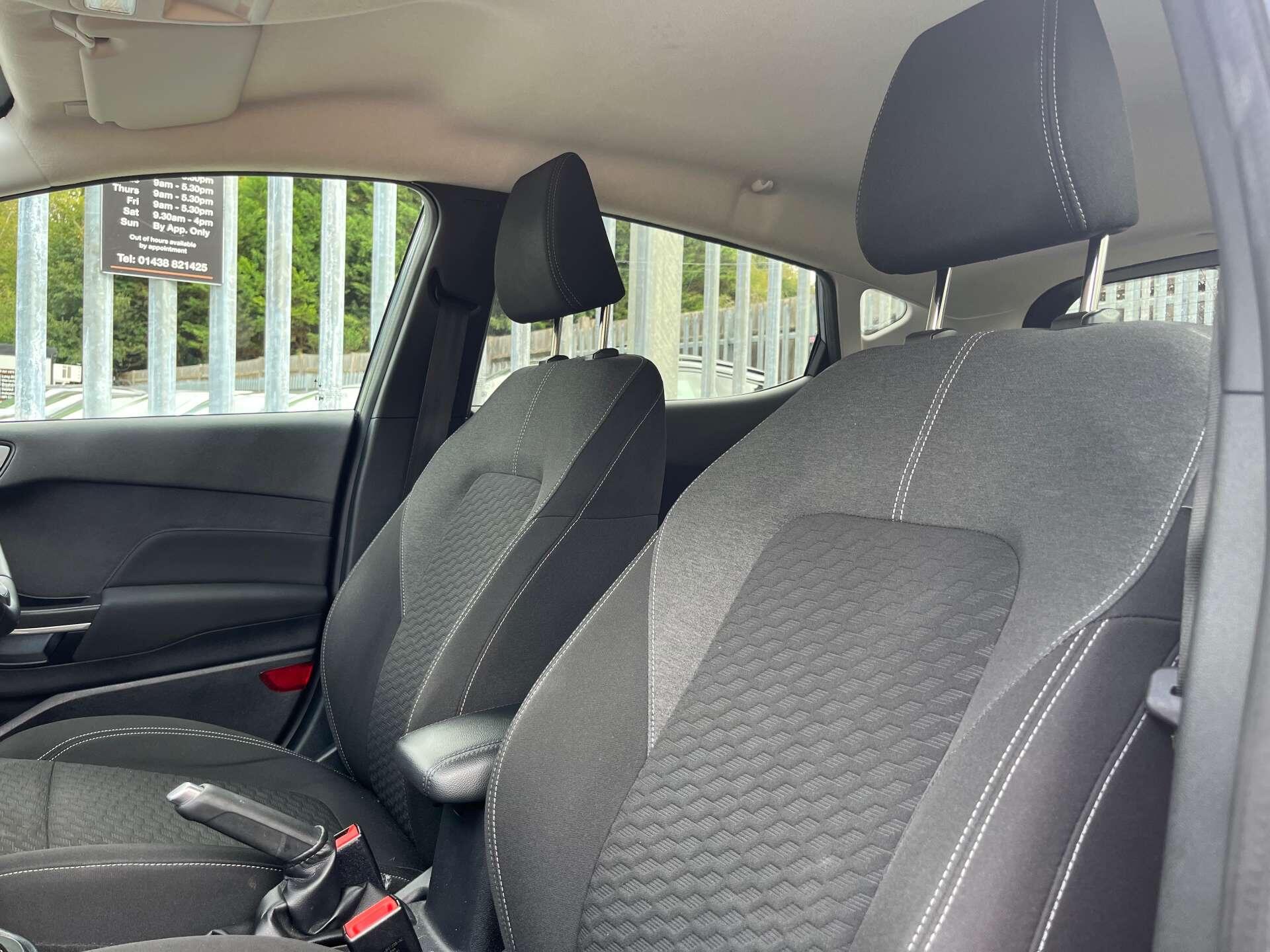 Ford Fiesta view 44