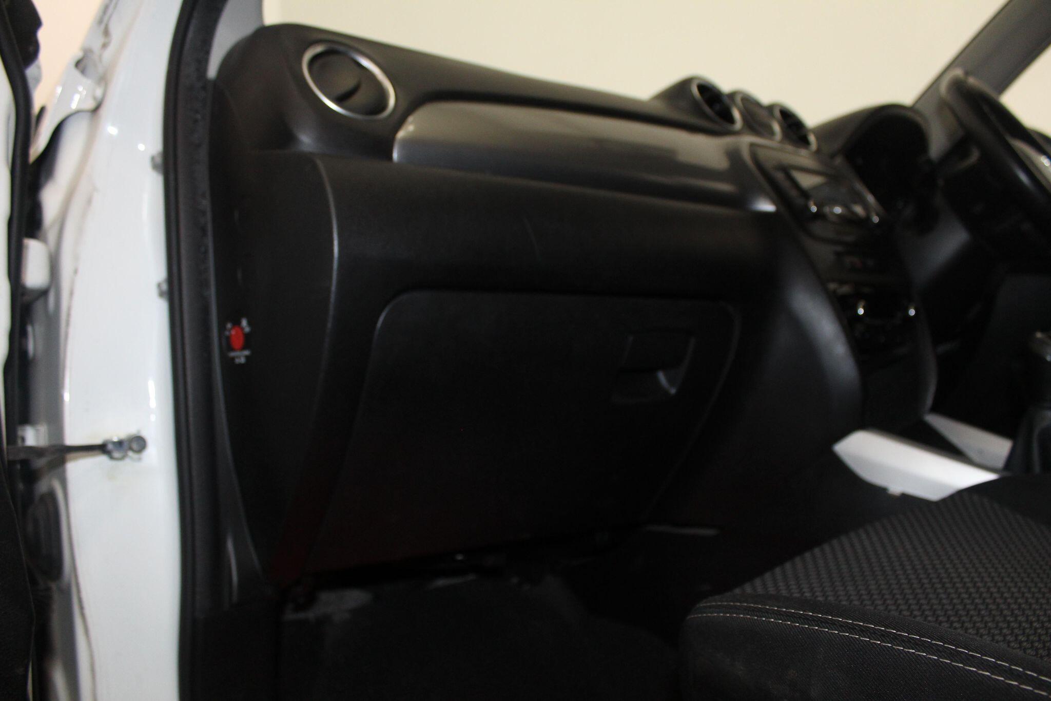 Suzuki Vitara view 29