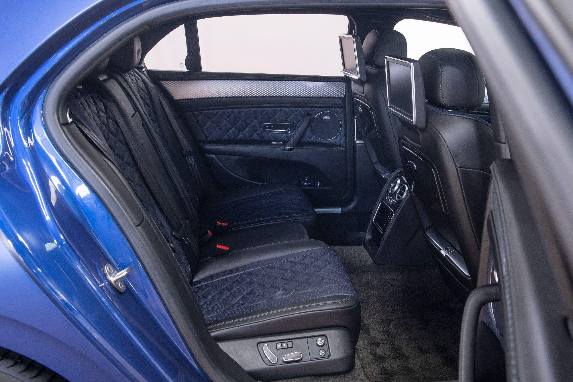 Bentley Flying Spur view 34