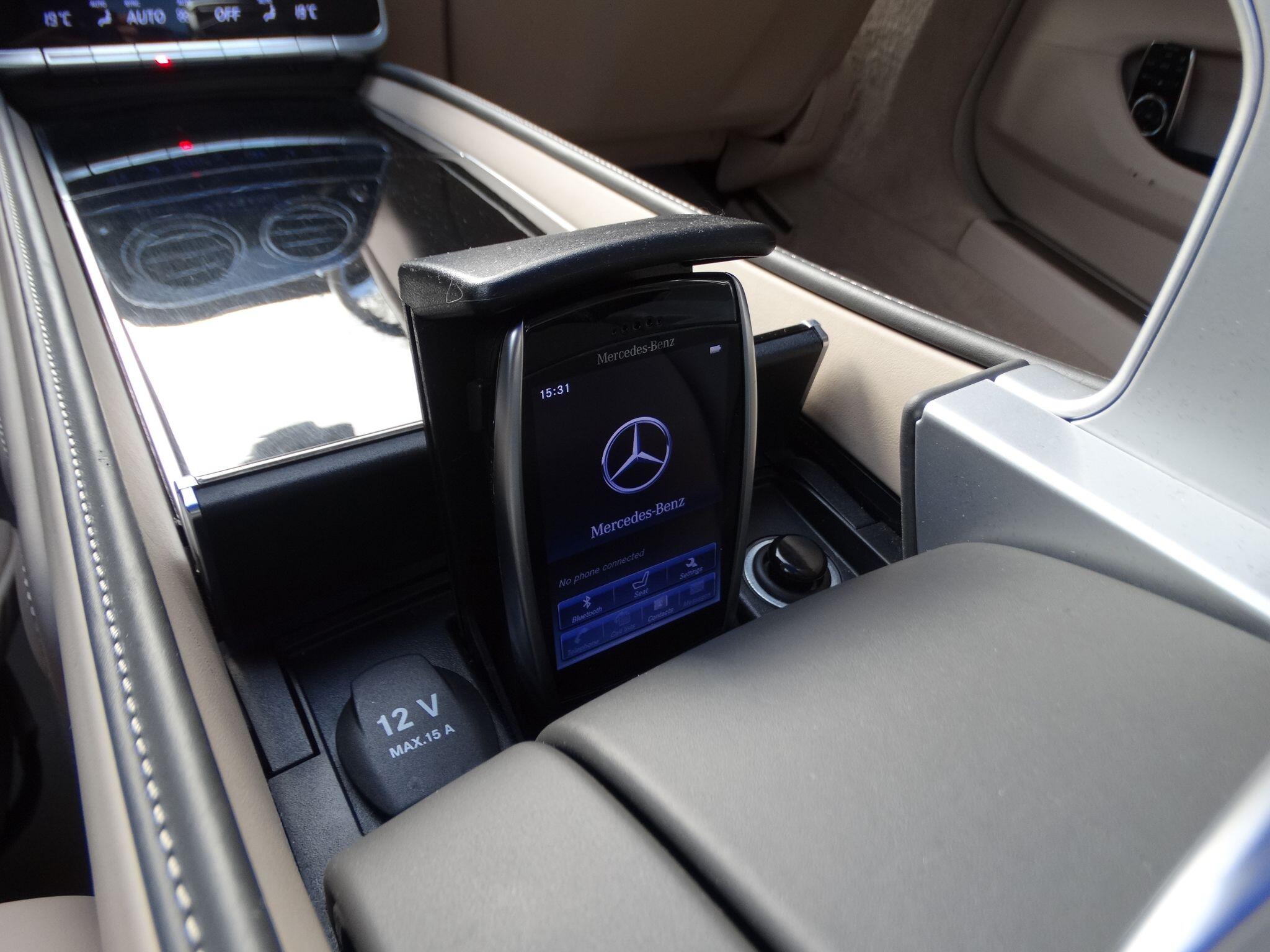 Mercedes-Benz Maybach S Class view 26