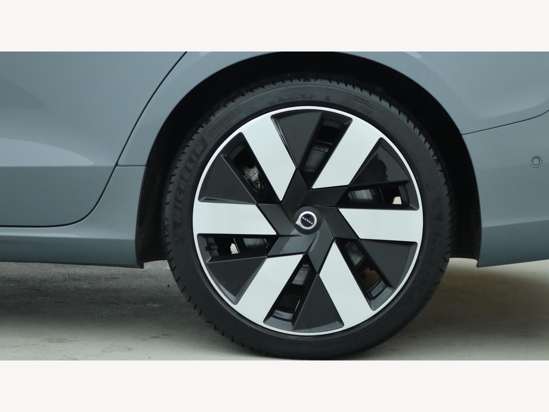 Volvo V60 view 12