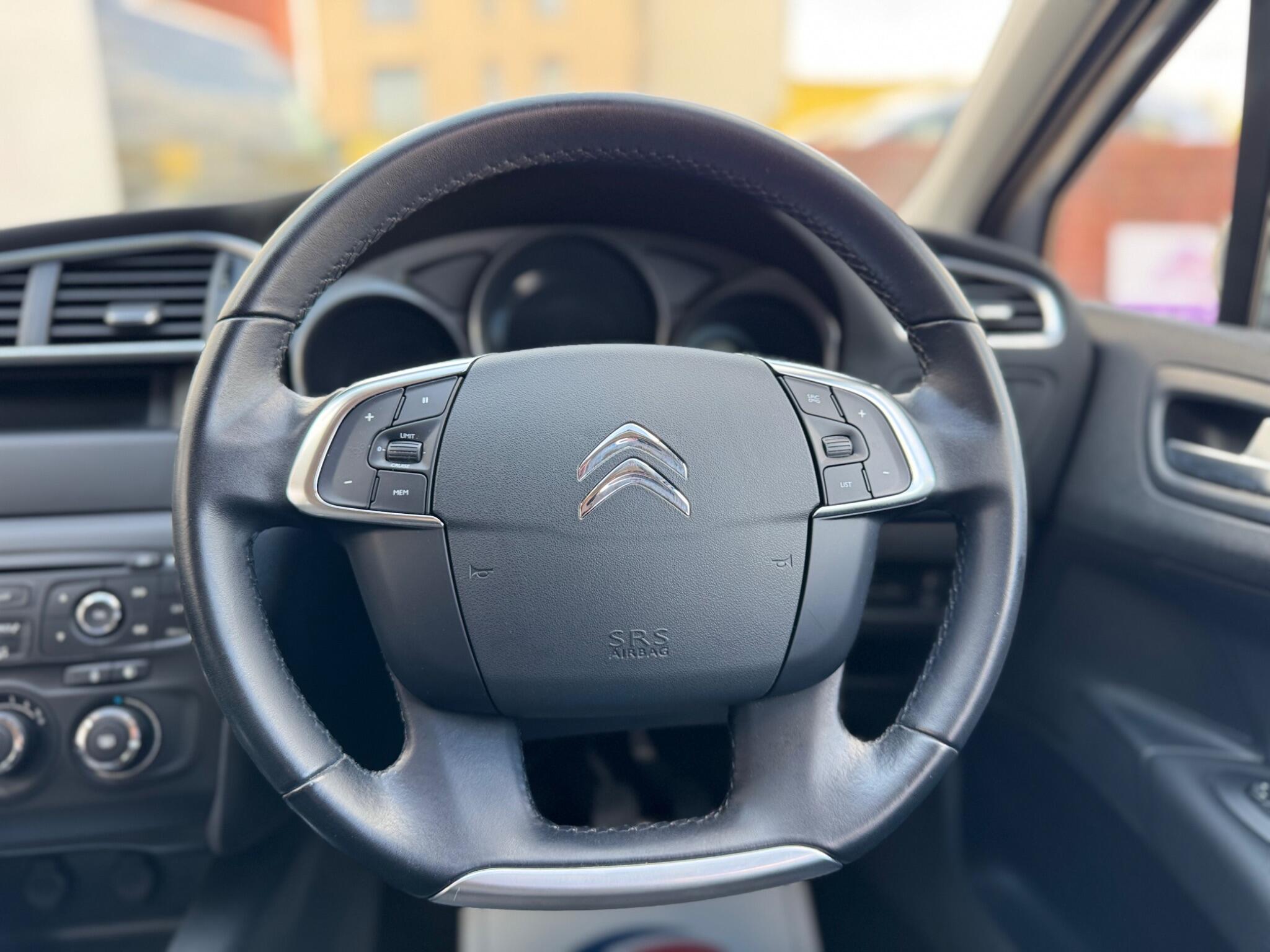 Citroen C4 view 19