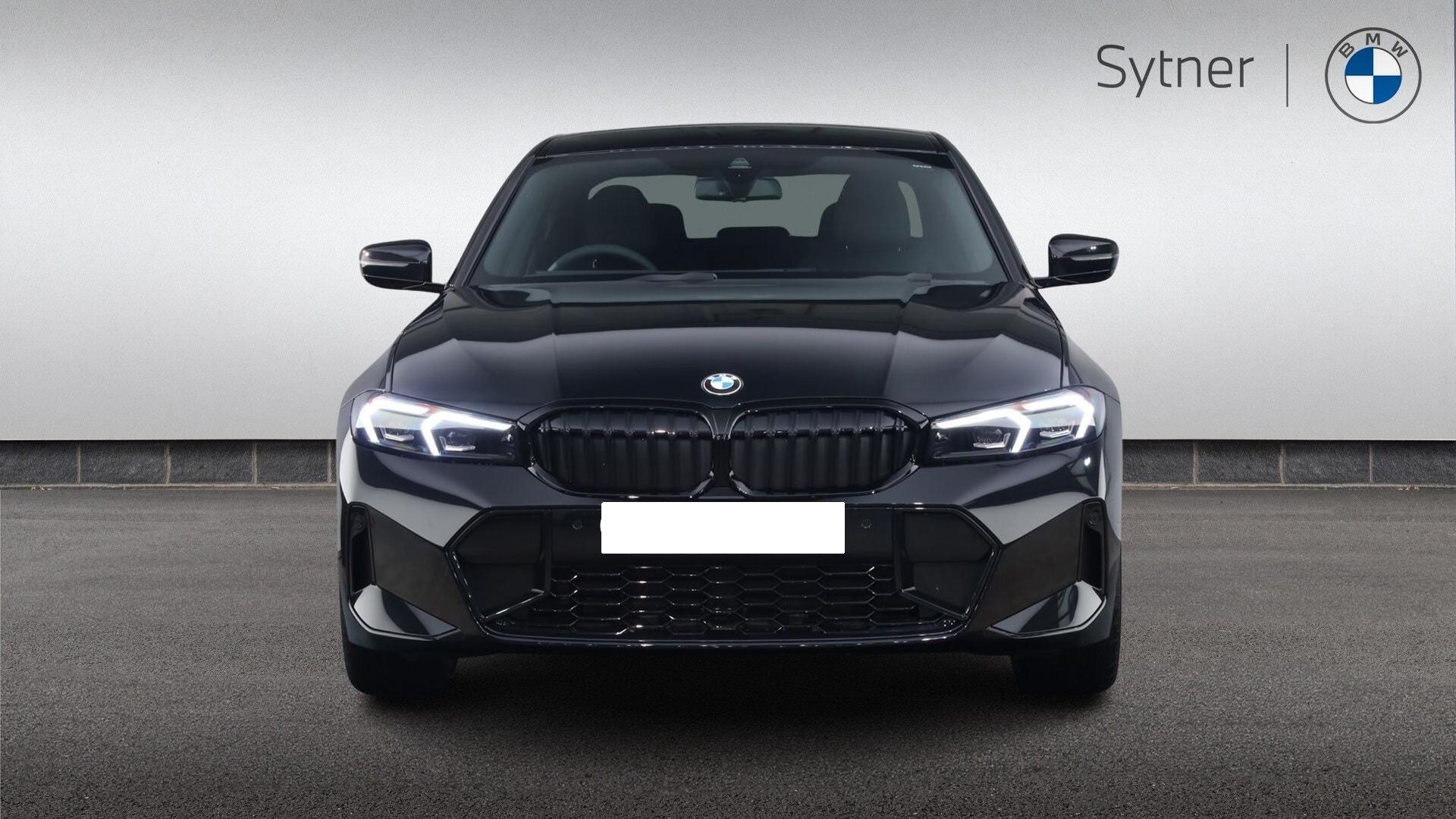 BMW 3 Series view 16