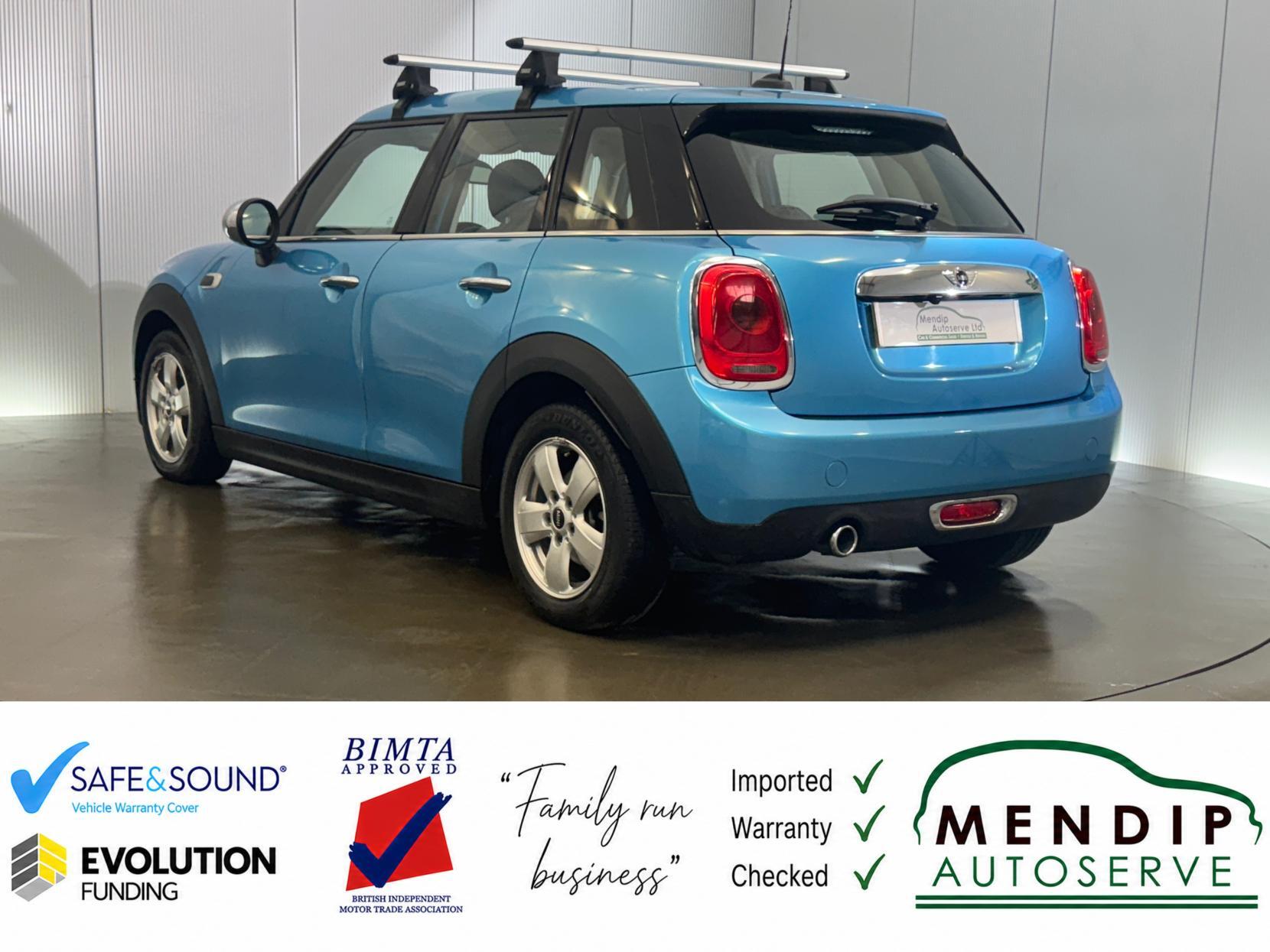 Mini Hatch view 15