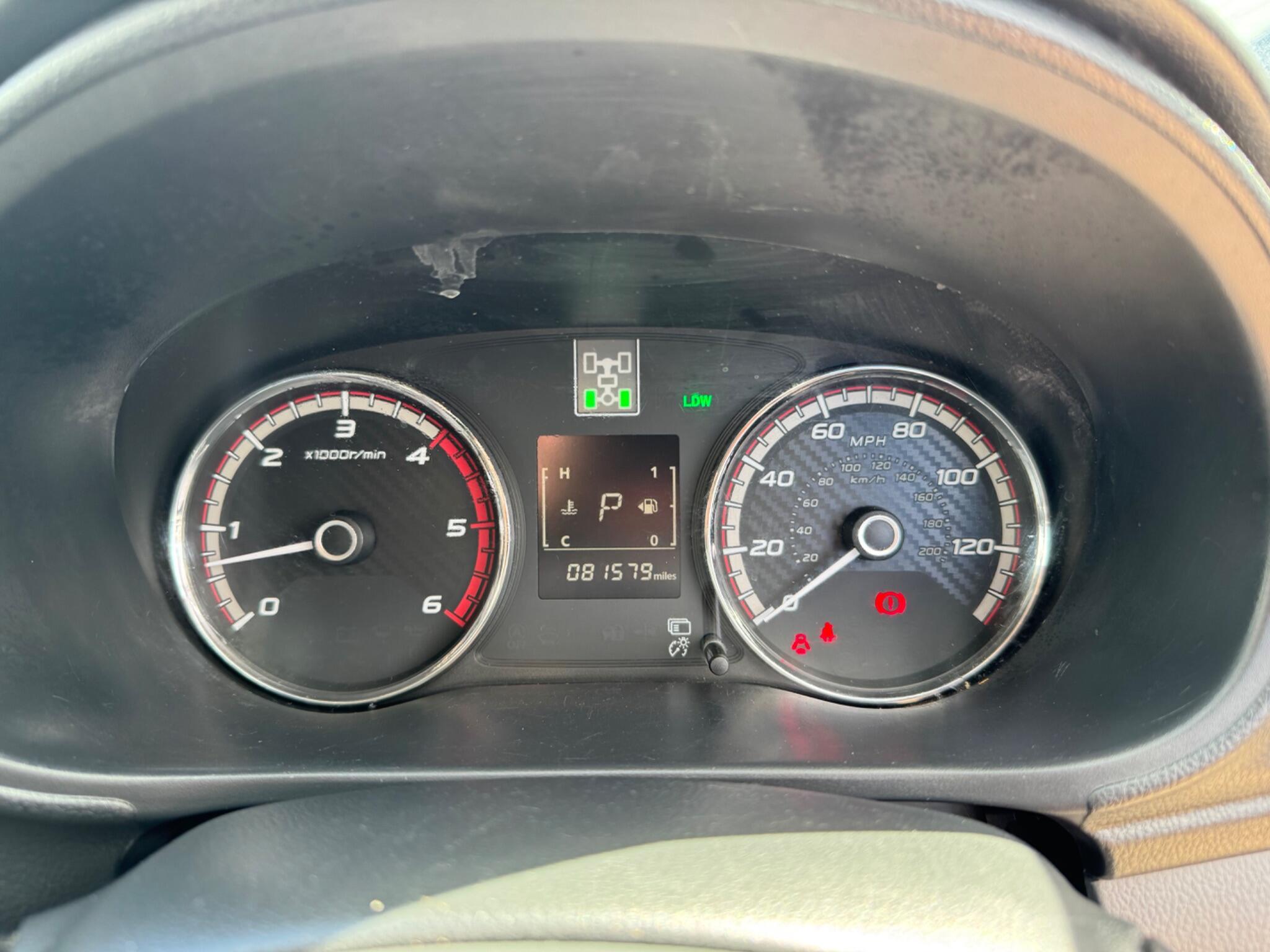 Mitsubishi L200 view 21