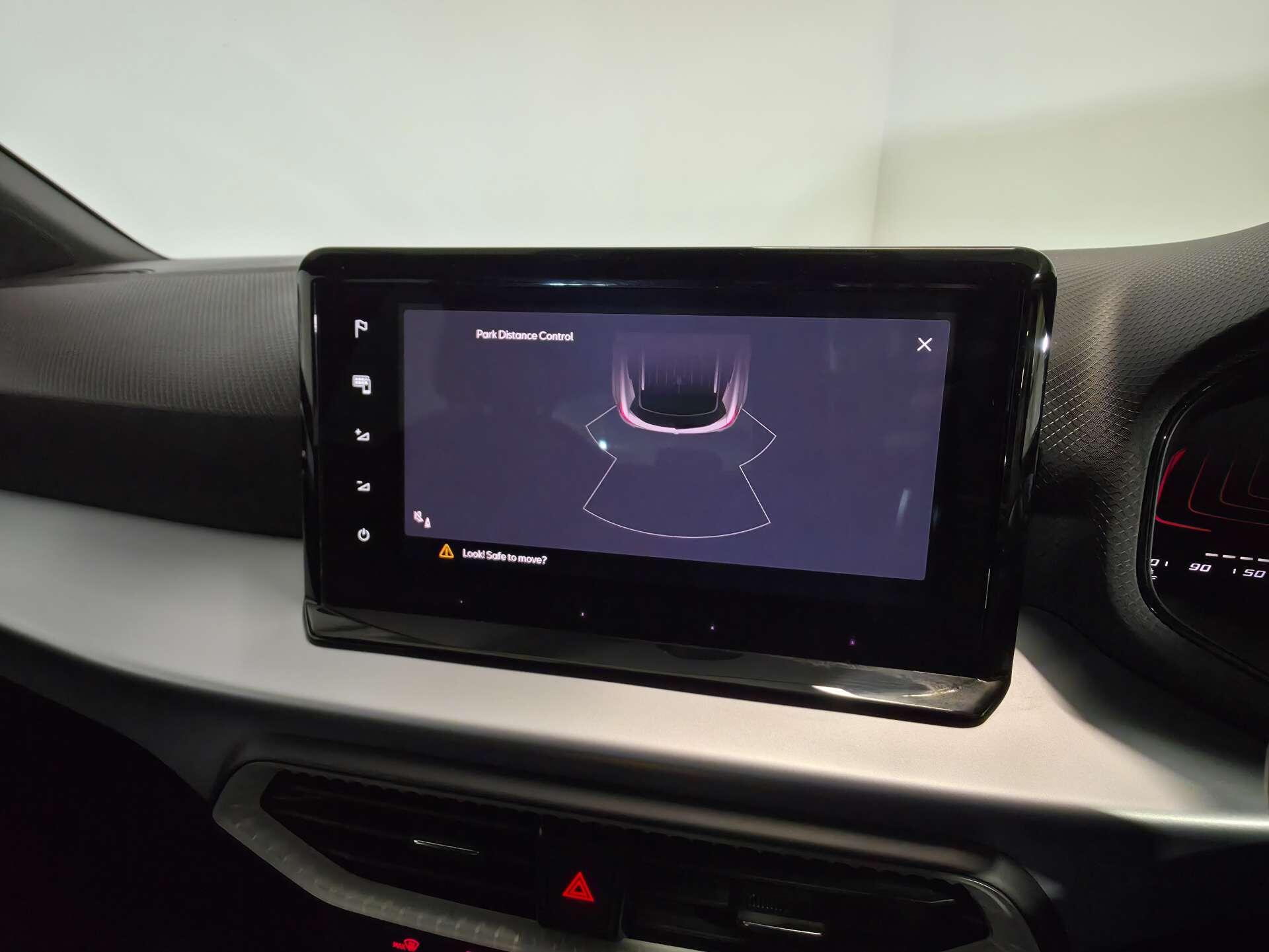 SEAT Arona view 35