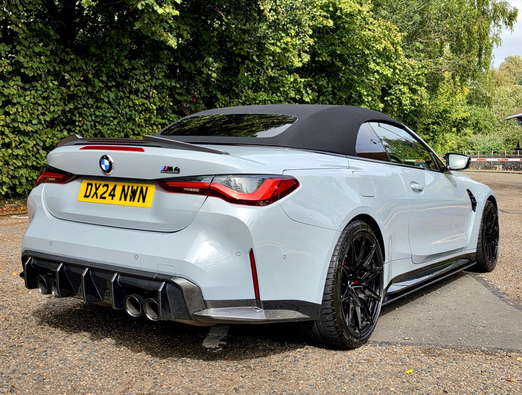 BMW M4 view 16