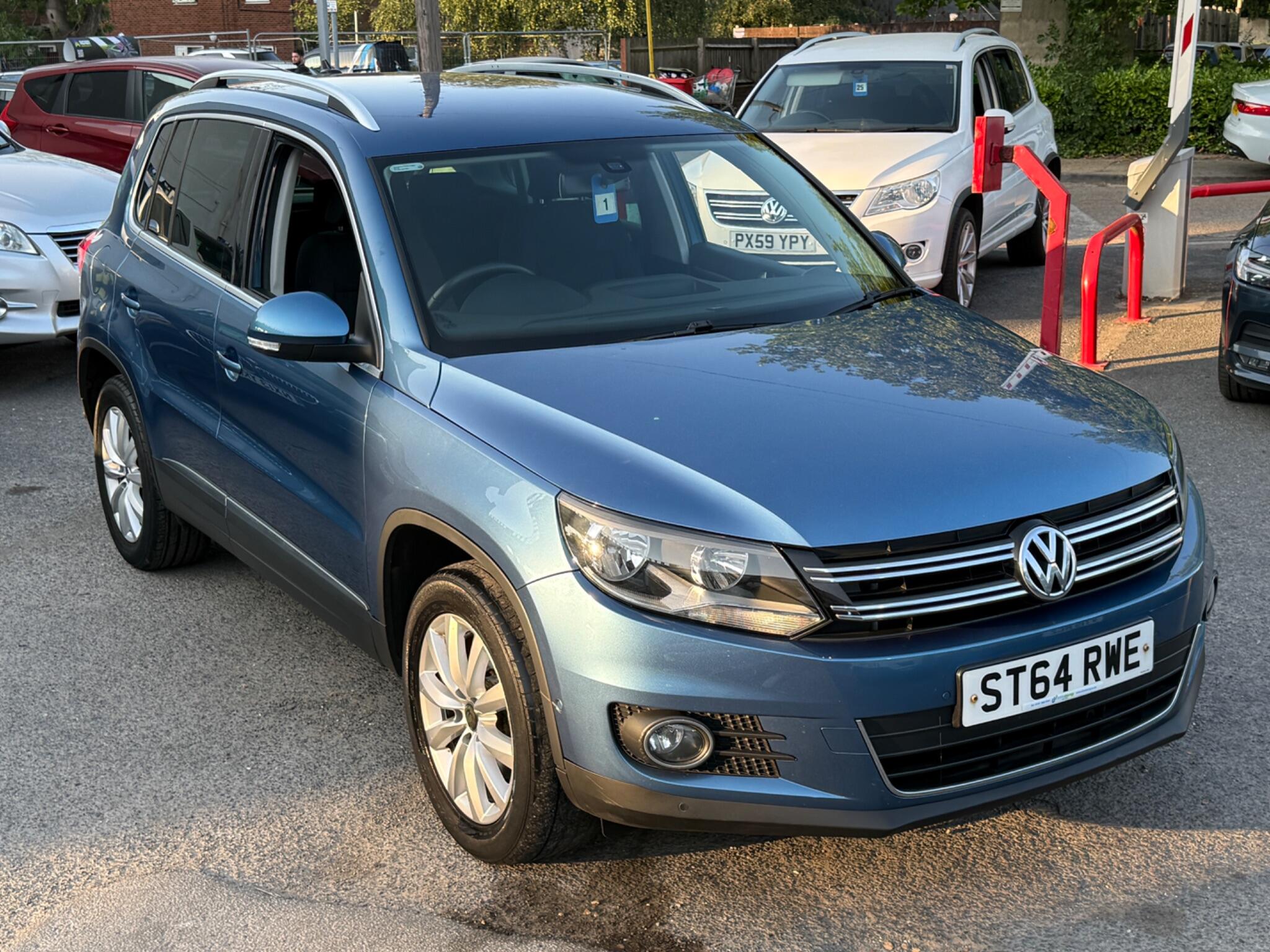 Volkswagen Tiguan - Image 5