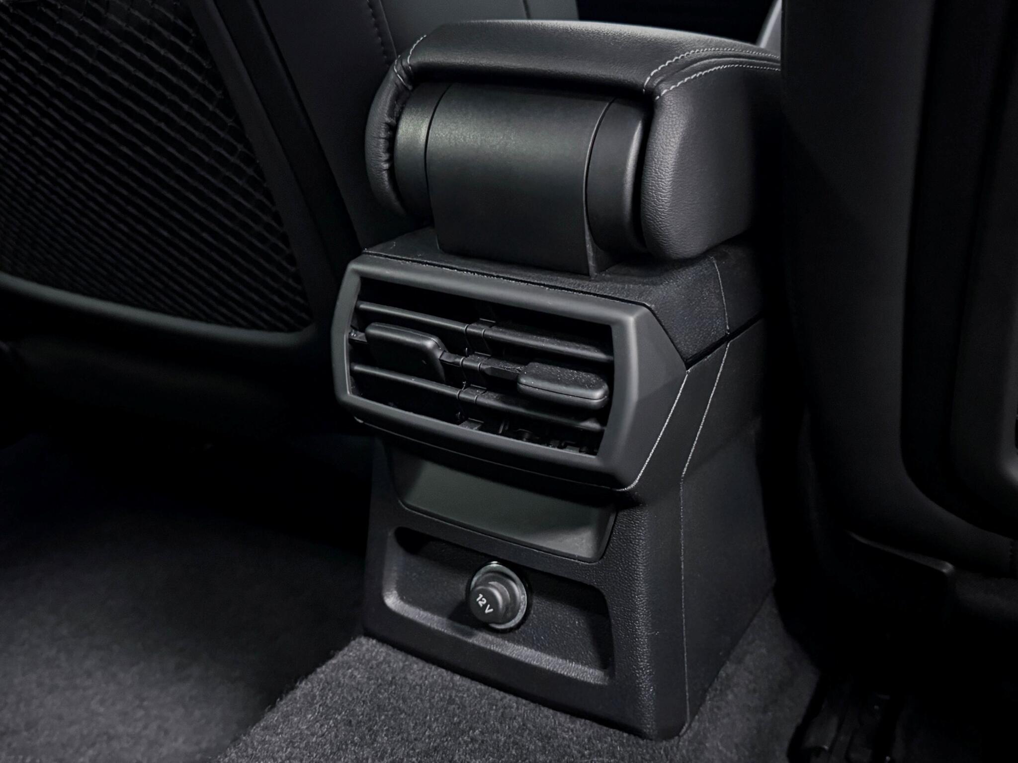 Audi S3 view 11