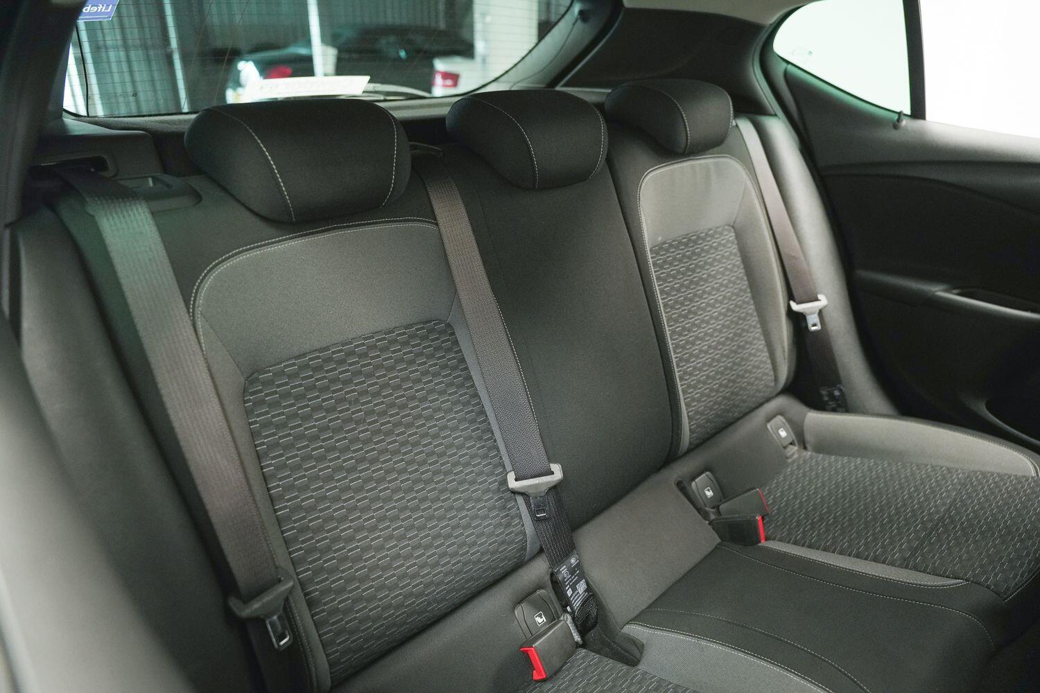 Vauxhall Astra view 10