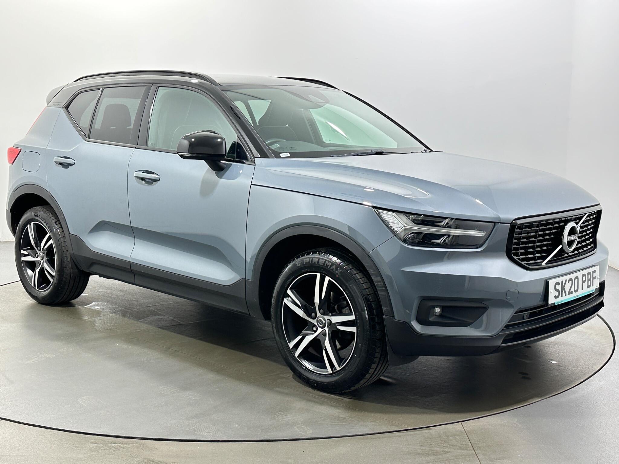 2020 Volvo XC40 in Grey for sale