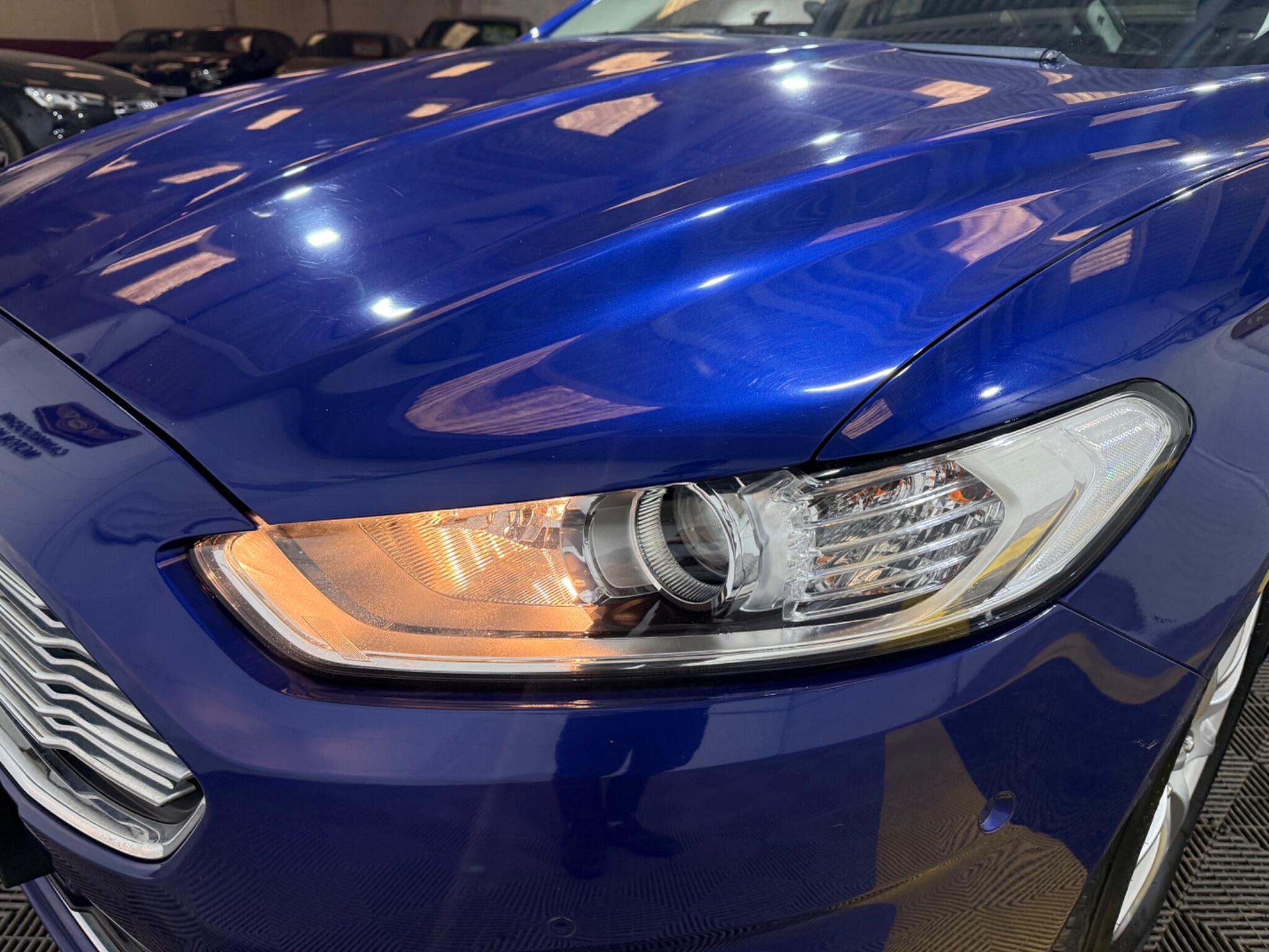 Ford Mondeo view 58