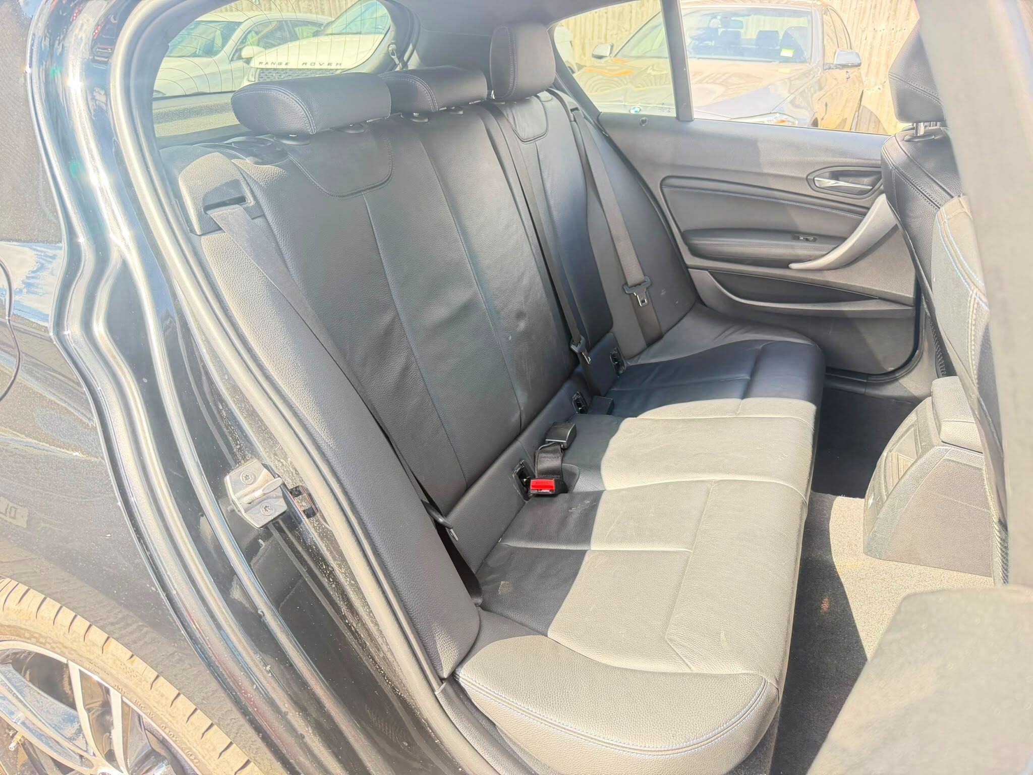BMW 1 Series view 16