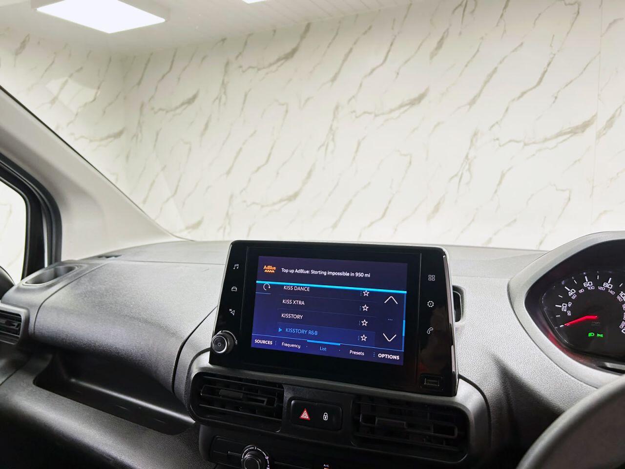 Peugeot Partner view 15