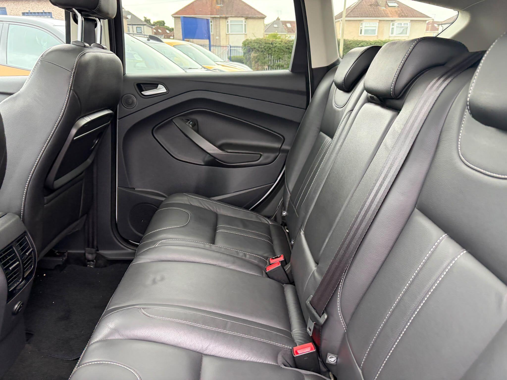 Ford Kuga view 16