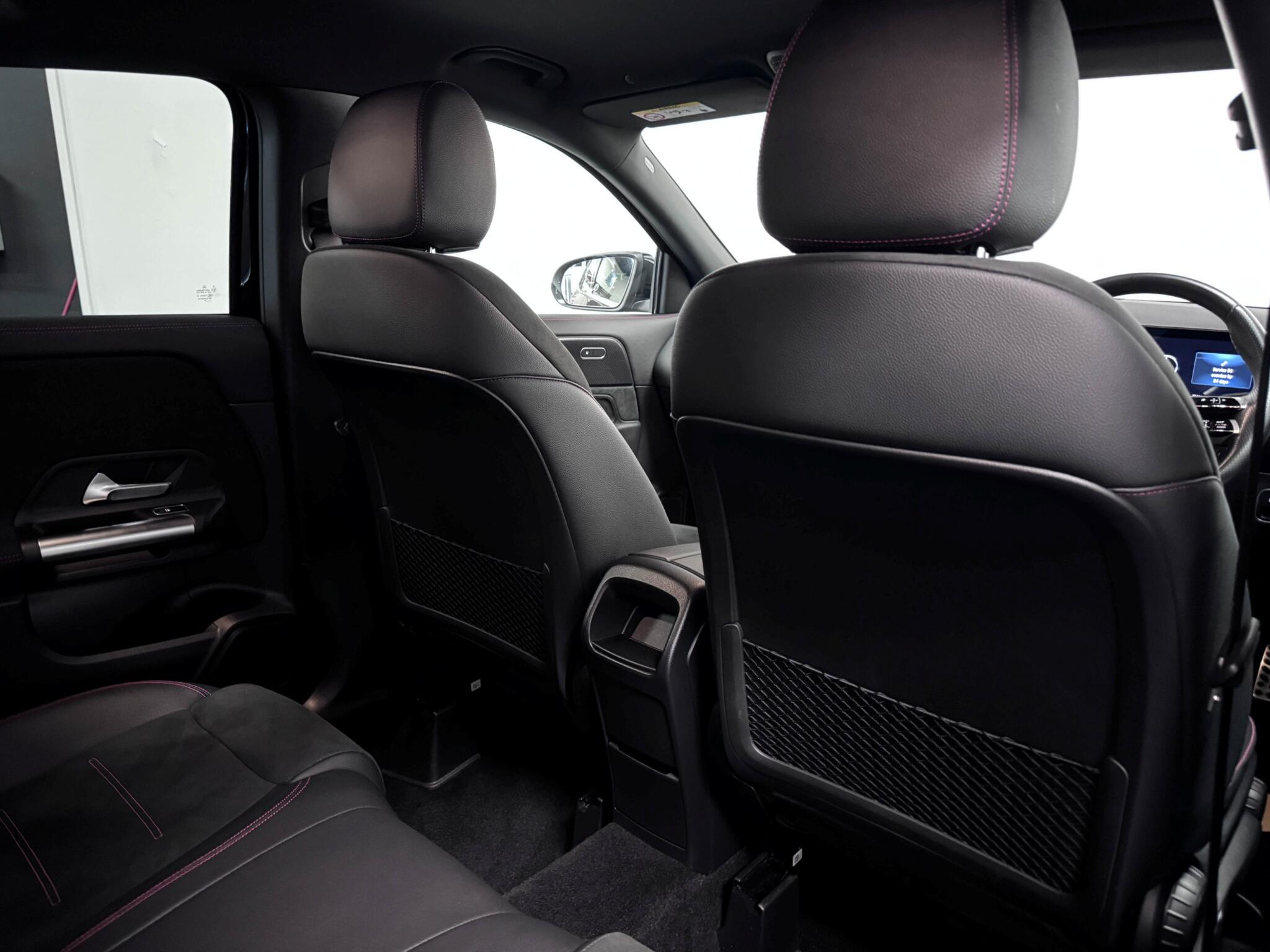 Mercedes-Benz Gla view 27