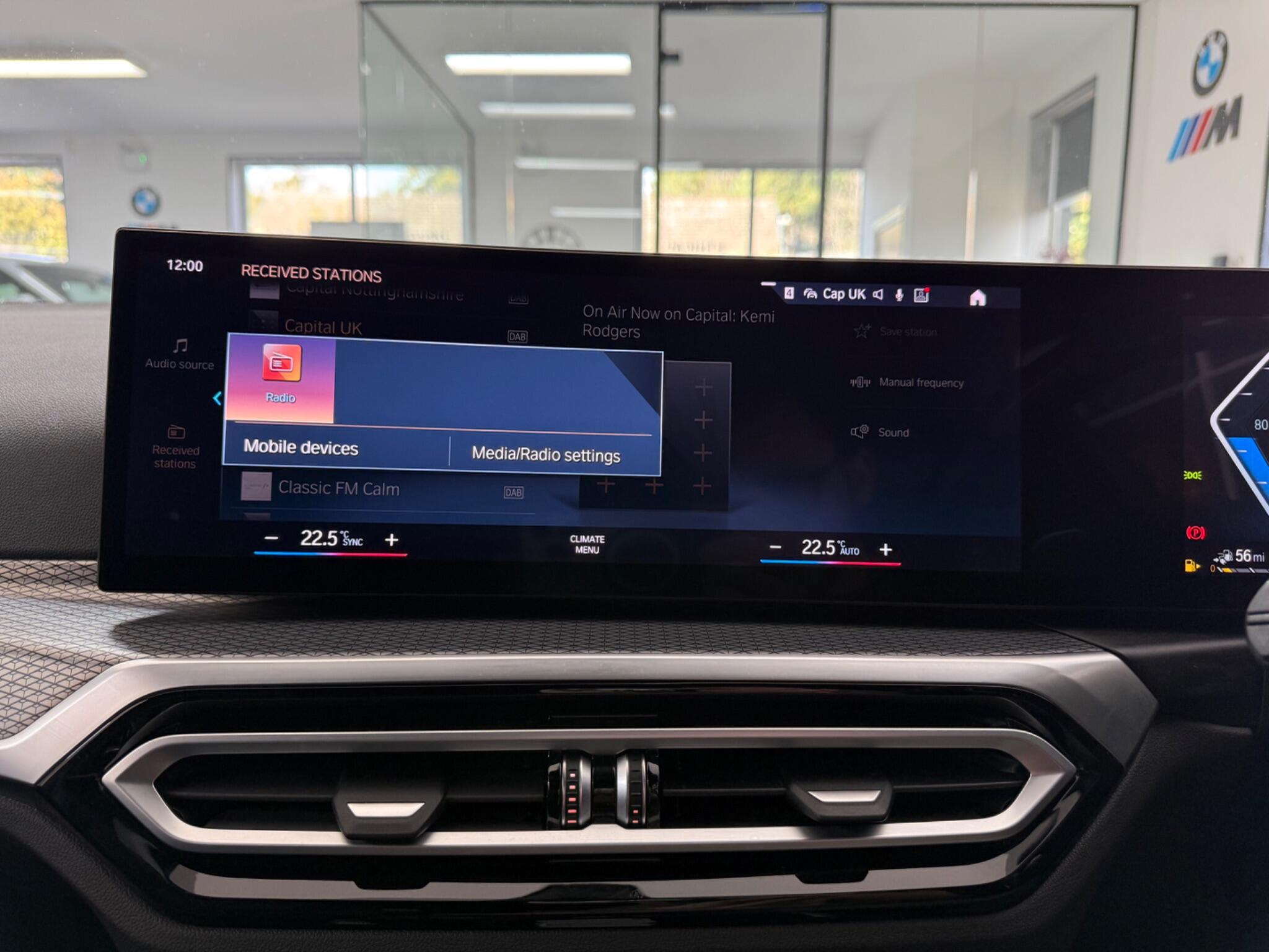BMW 3 Series view 14