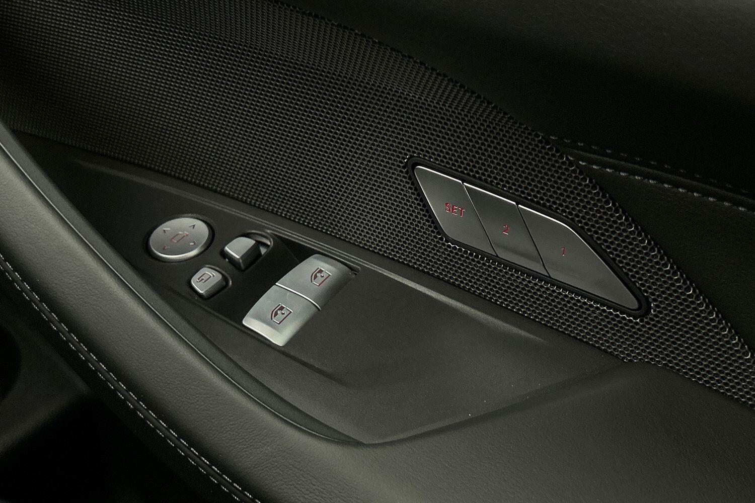 BMW M4 view 24