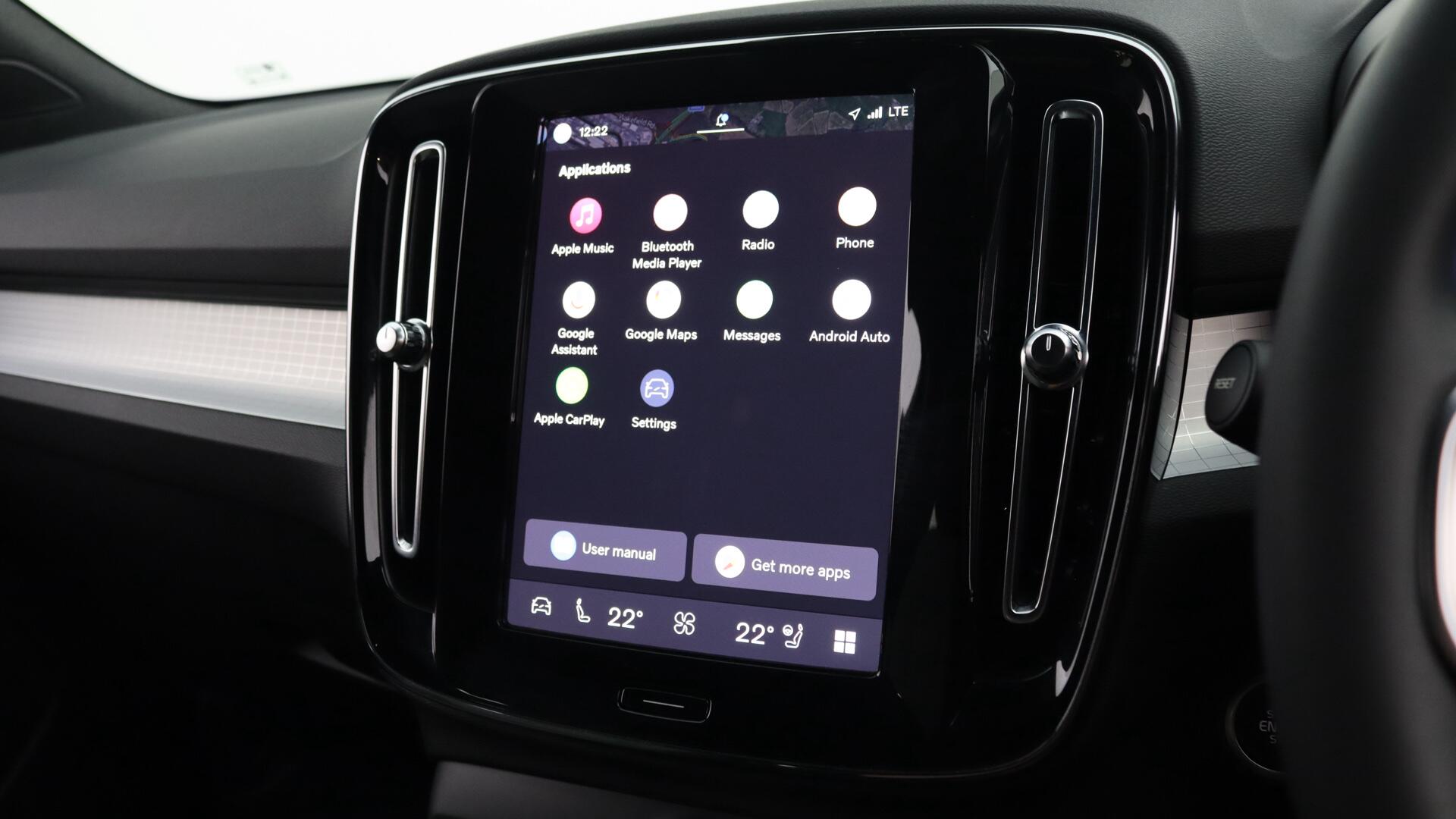 Volvo XC40 view 36
