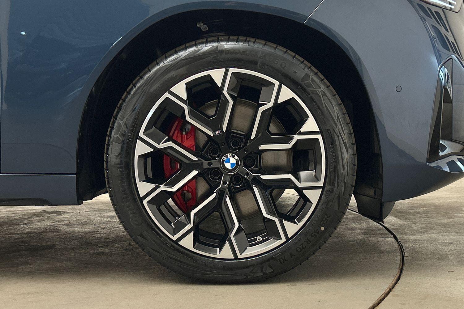 BMW X3 view 14