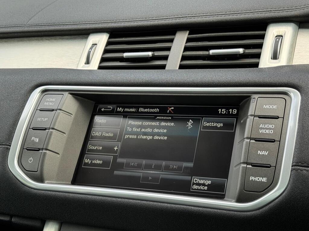 Land Rover Range Rover Evoque view 35