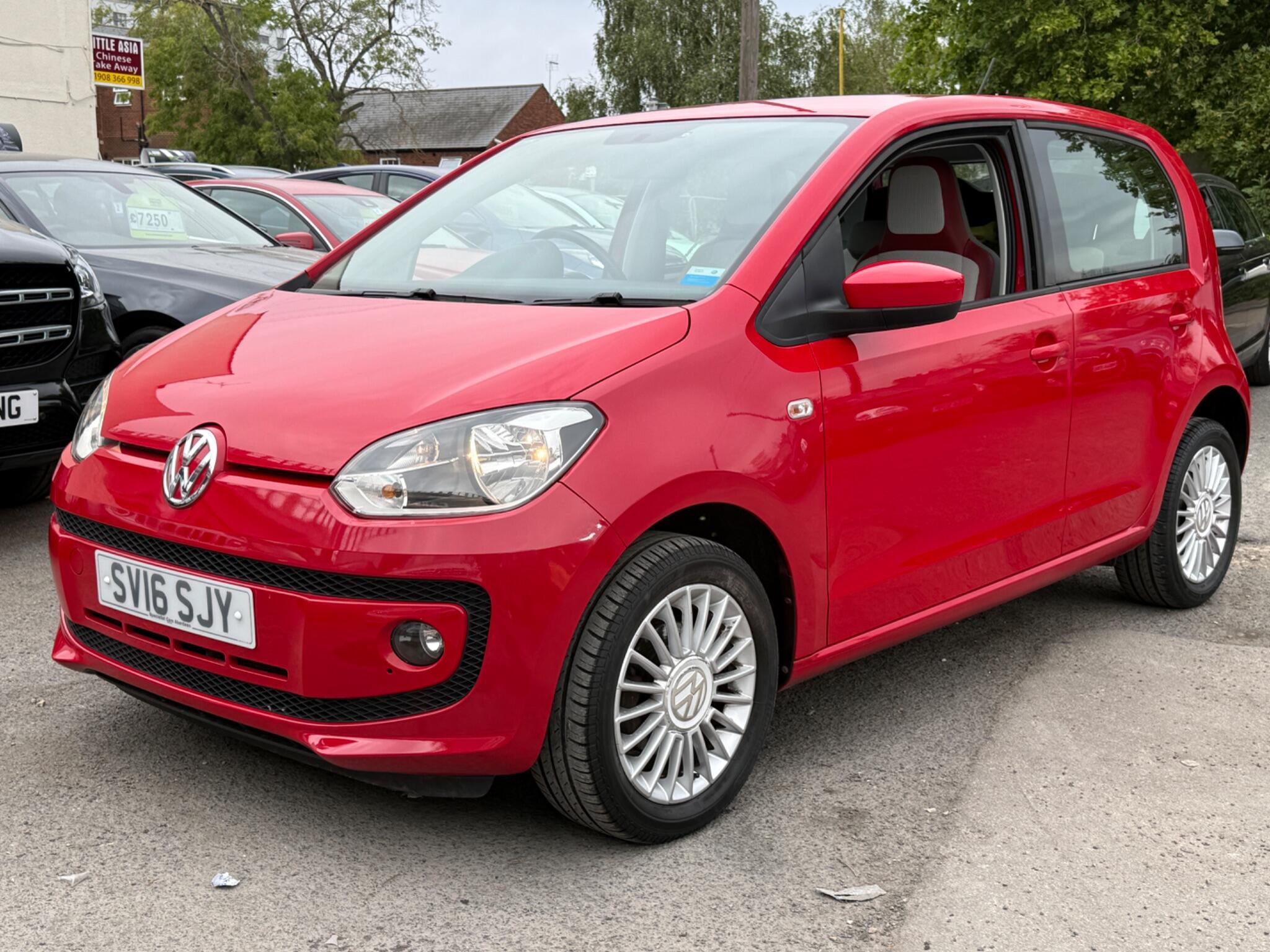 Volkswagen up! - Image 8
