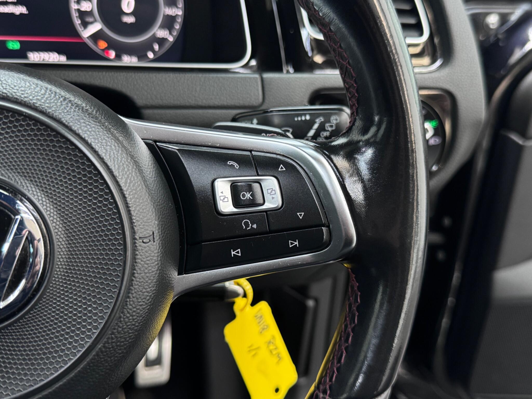 Volkswagen Golf view 47