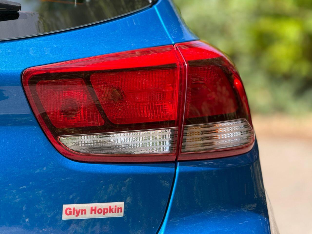 Kia Rio view 43