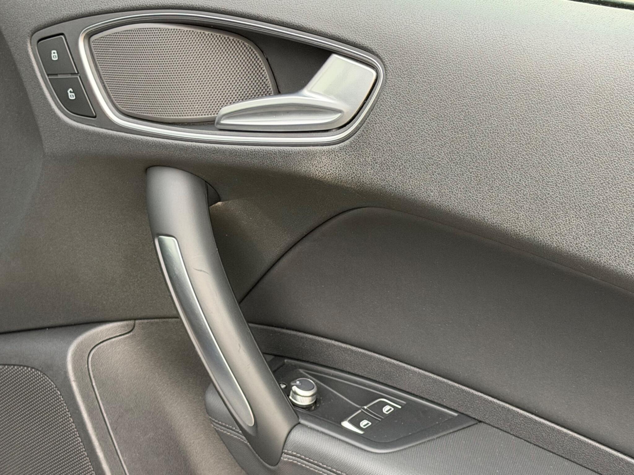 Audi A1 view 25