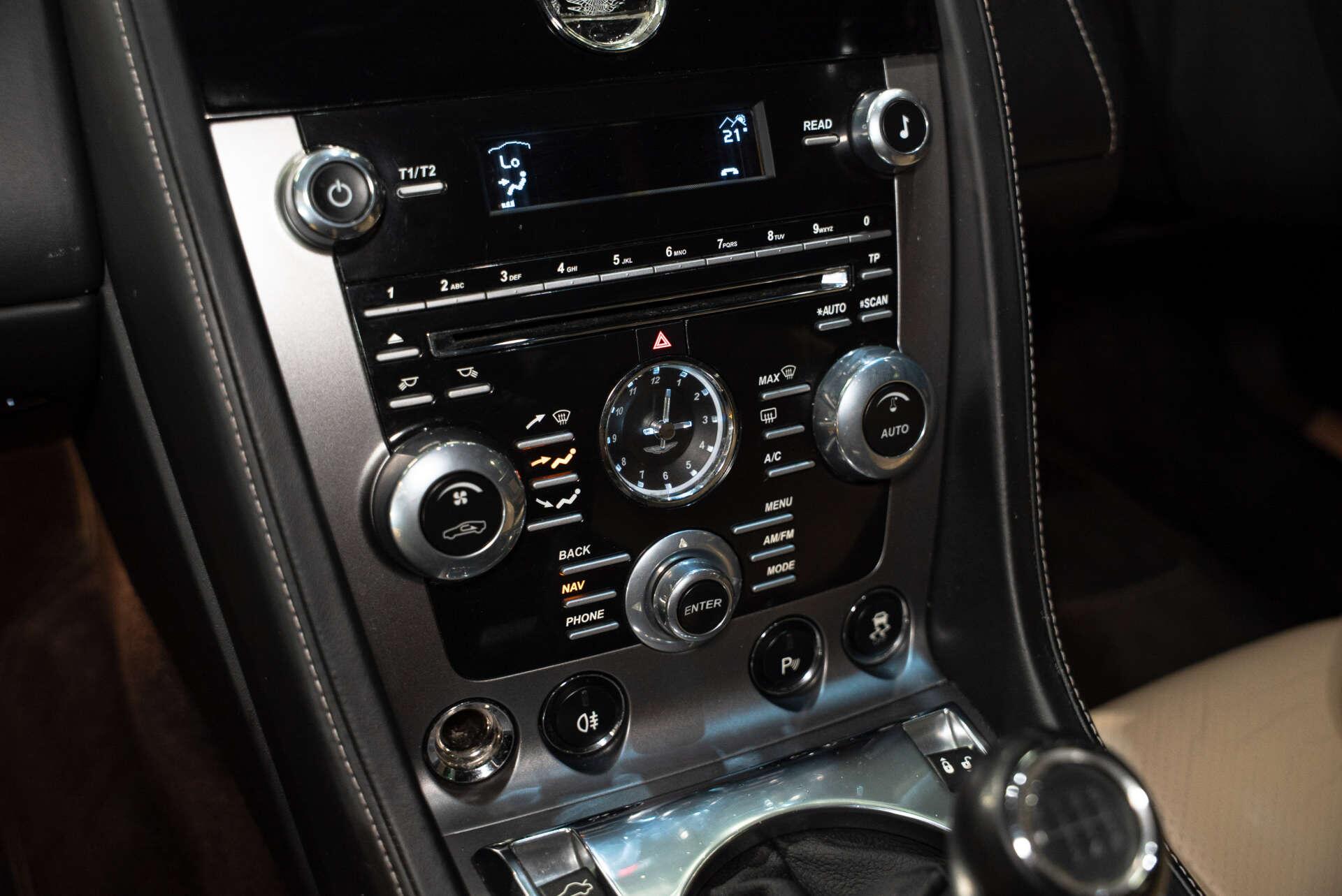 Aston Martin Vantage view 21